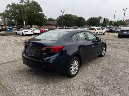 Used 2016 MAZDA MAZDA3 i Sport w/ Preferred Equipment Package FWD image 5