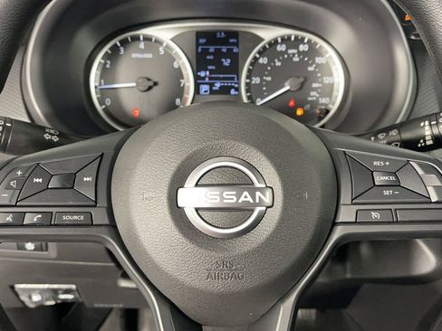 New 2025 Nissan Kicks Play S image 23