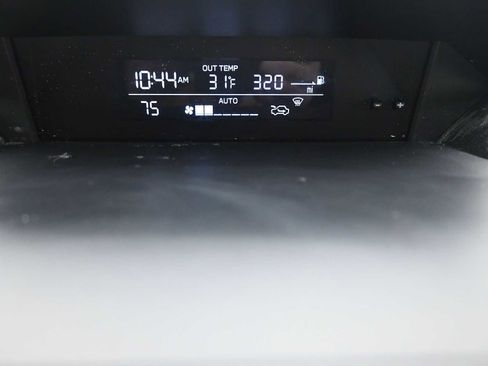 Used 2021 Subaru Crosstrek 2.0i Premium w/ Moonroof Package image 20