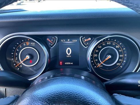 Used 2023 Jeep Gladiator Sport AWD/4WD image 21