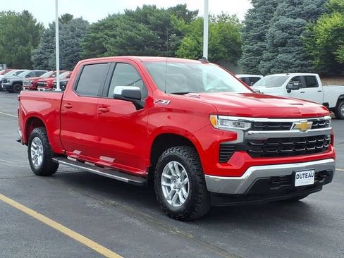 Certified 2022 Chevrolet Silverado 1500 LT w/ Diesel Off-Road Package AWD/4WD image 3