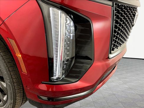 New 2026 Cadillac Escalade Platinum Sport w/ LPO, ONYX Package AWD/4WD image 9