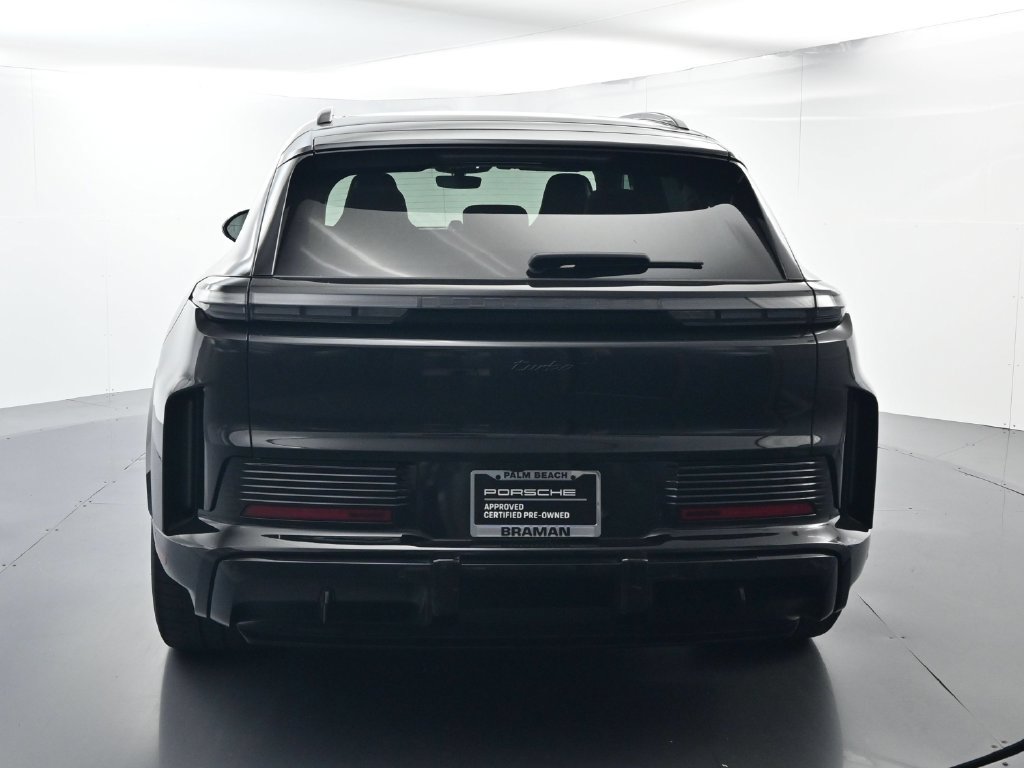 Certified 2026 Porsche Cayenne Turbo AWD/4WD image 13