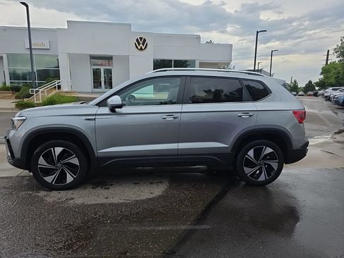 Certified 2023 Volkswagen Taos SE AWD/4WD image 2
