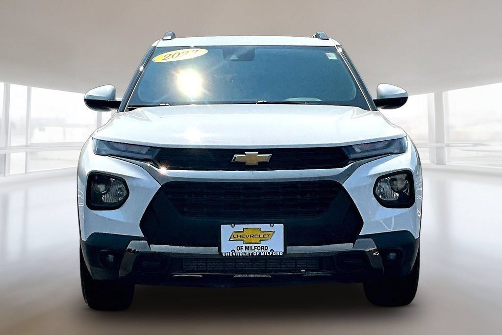 Used 2023 Chevrolet TrailBlazer ACTIV FWD image 2