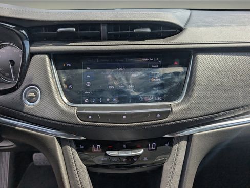 Used 2020 Cadillac XT5 Premium Luxury FWD image 14