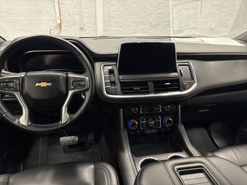 Used 2024 Chevrolet Suburban LT image 10