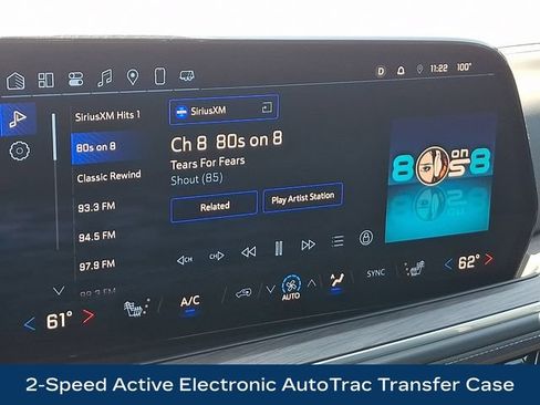 Used 2025 Chevrolet Suburban Z71 AWD/4WD image 12