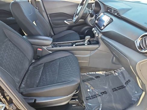 Used 2024 Nissan Kicks SV image 18