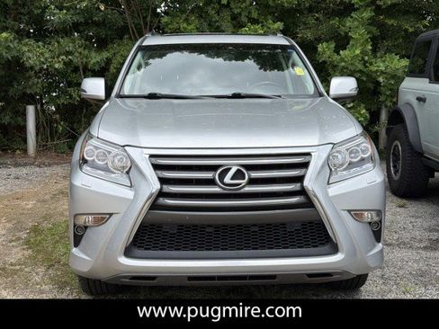 Used 2018 Lexus GX 460 Premium w/ Premium Package AWD/4WD image 2