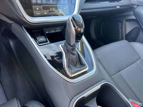 Certified 2025 Subaru Legacy Limited w/ Popular Package #3 image 30