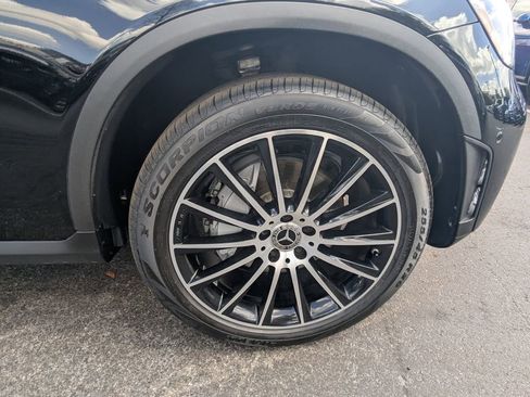 Certified 2021 Mercedes-Benz GLC 300 image 21