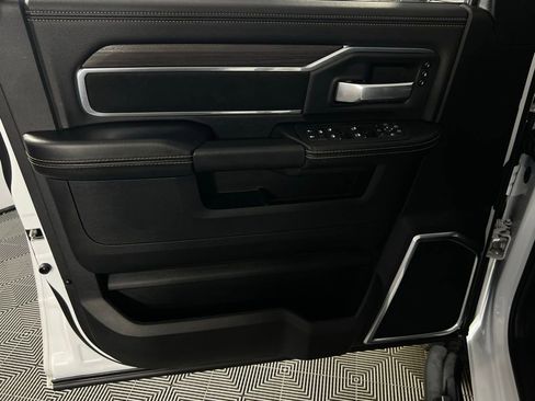 Used 2025 RAM 2500 Laramie image 24