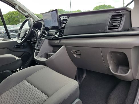 Used 2025 Ford Transit 350 XLT RWD image 17