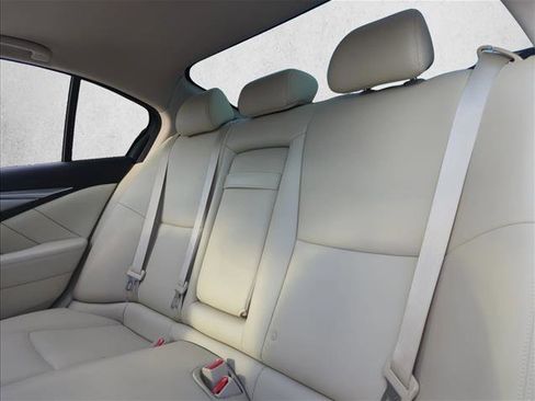 Used 2015 INFINITI Q50 Premium w/ Navigation Package image 21