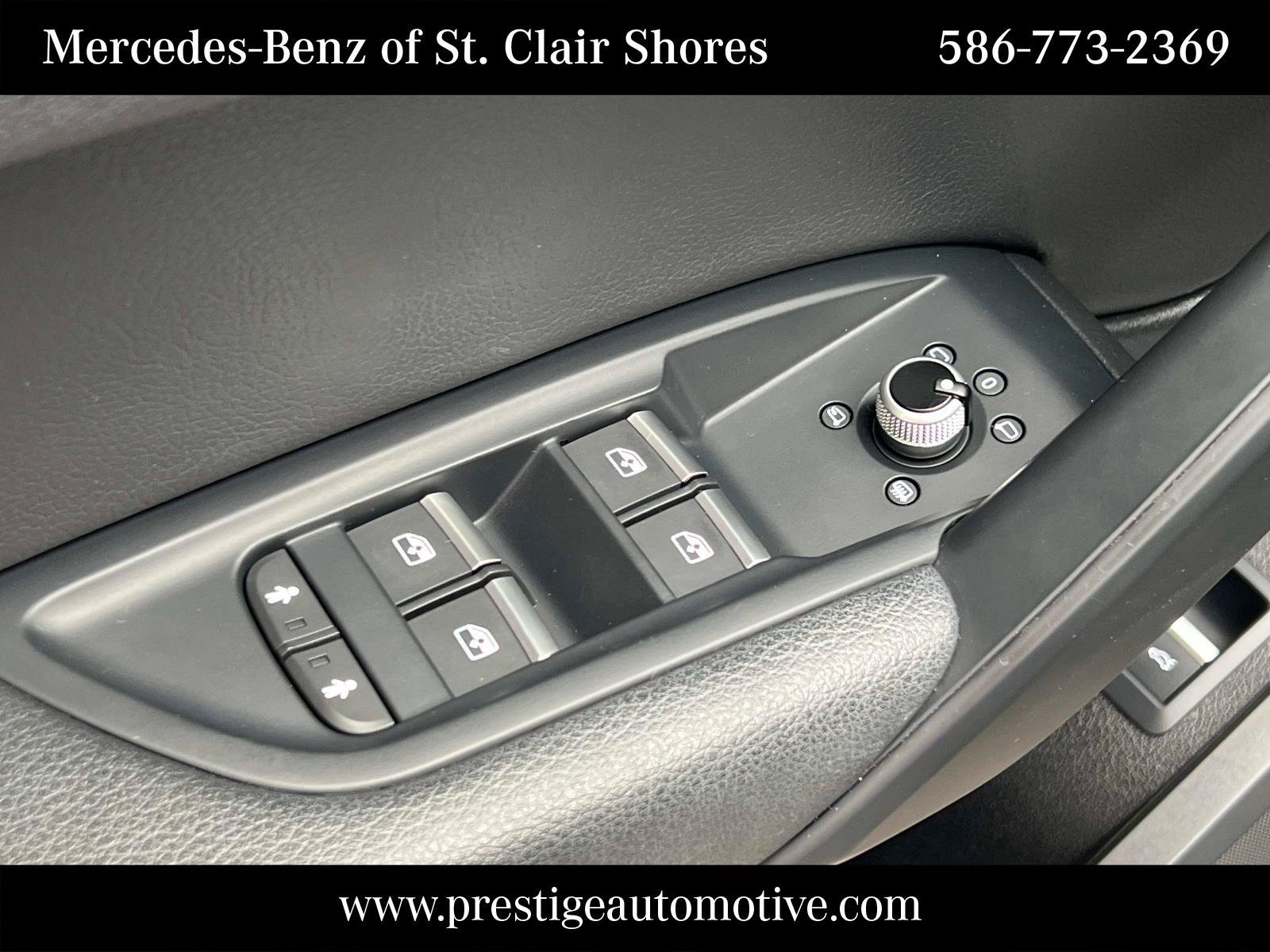 Used 2019 Audi Q5 2.0T Premium w/ Convenience Package AWD/4WD image 18