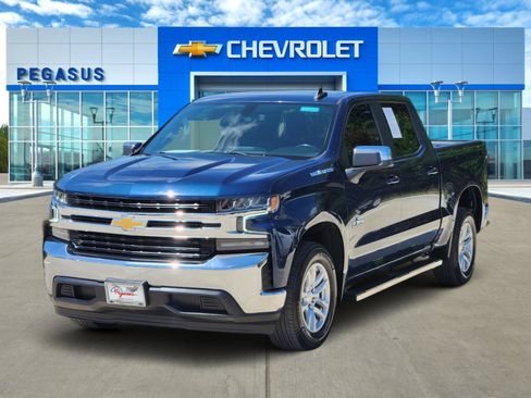 Used 2021 Chevrolet Silverado 1500 LT RWD image 2