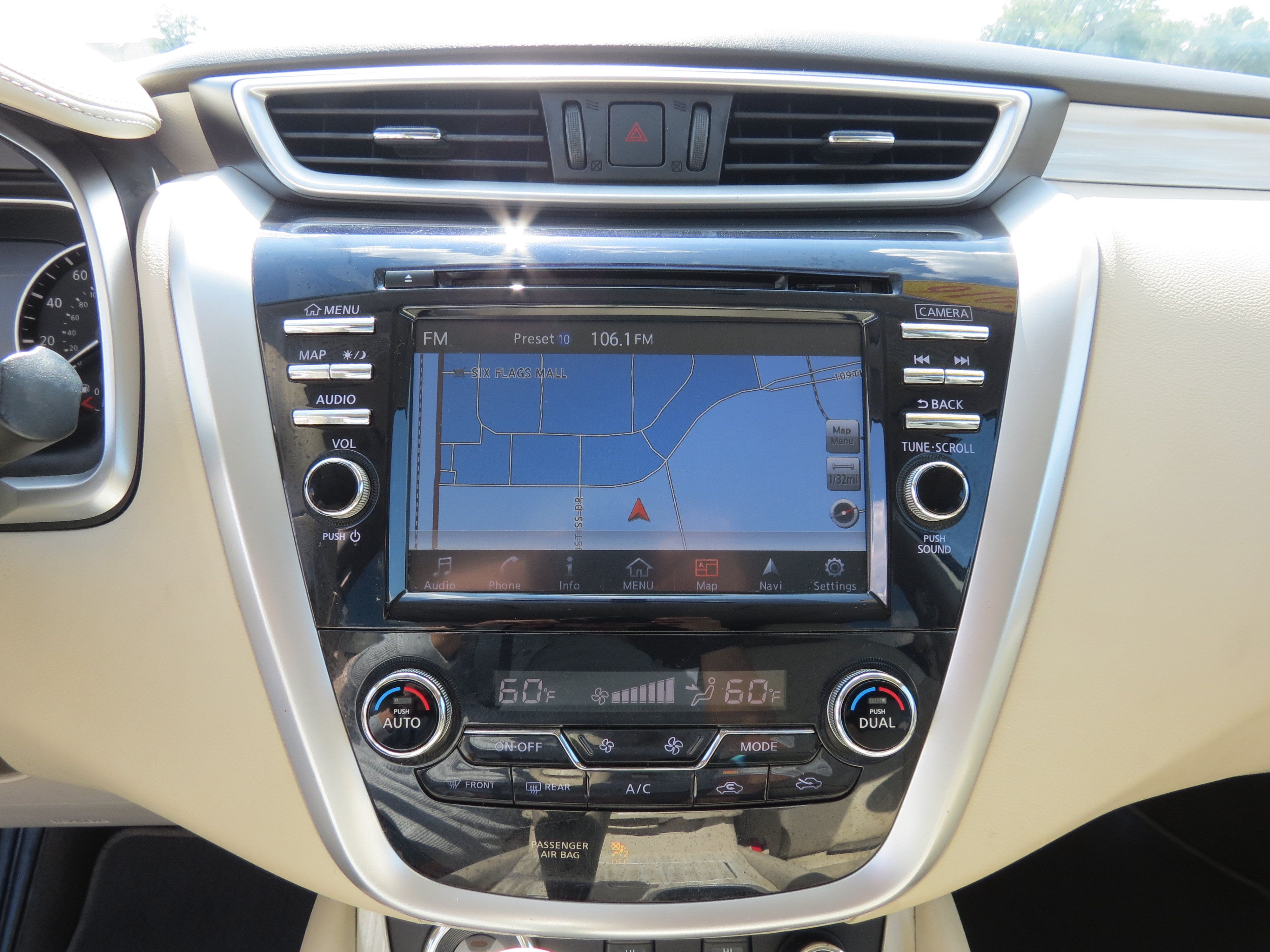 Used 2016 Nissan Murano SL w/ SL Technology Package FWD image 19