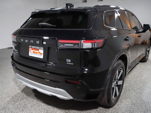 Used 2024 Honda Prologue Touring image 7