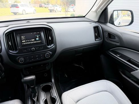 Used 2018 Chevrolet Colorado W/T w/ WT Convenience Package image 22