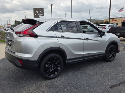 Used 2024 Mitsubishi Eclipse Cross LE AWD/4WD image 12