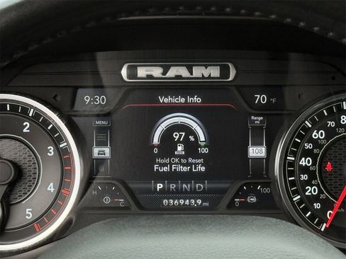 Used 2024 RAM 2500 Laramie image 15