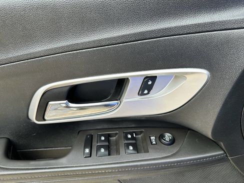 Used 2015 Chevrolet Equinox LS image 15