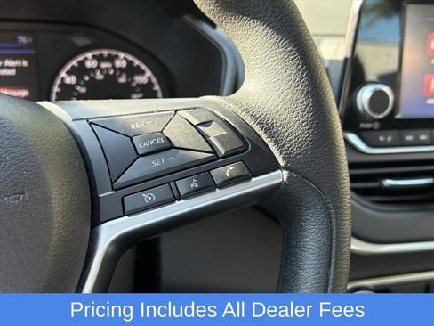 Used 2022 Nissan Altima 2.5 S FWD image 12