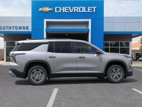 New 2026 Chevrolet Traverse LT FWD image 29