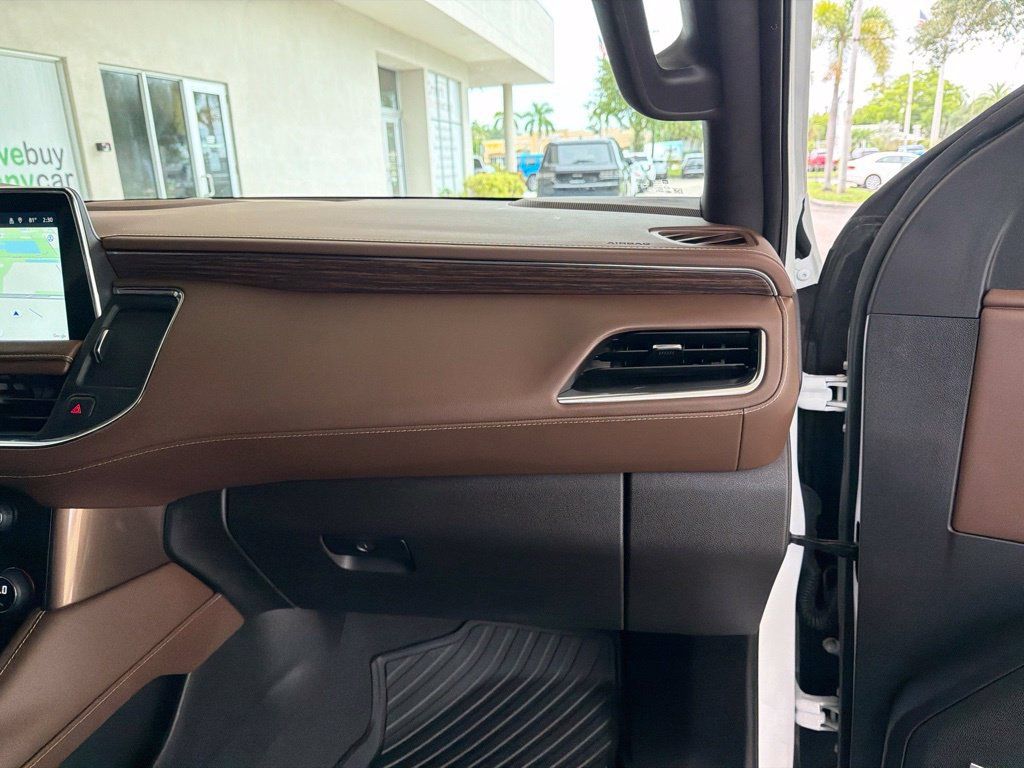 Used 2022 Chevrolet Tahoe High Country RWD image 22