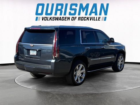 Used 2020 Cadillac Escalade Luxury AWD/4WD image 6