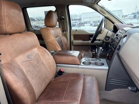 Used 2005 Ford F150 XLT image 12