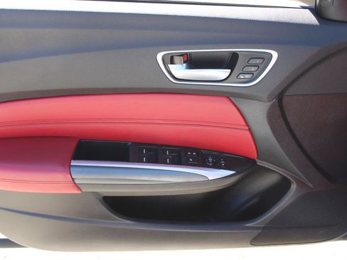 Used 2019 Acura TLX V6 w/ Technology & A-SPEC Pkg FWD image 32