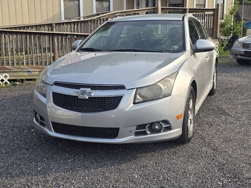 Used 2012 Chevrolet Cruze LT w/ RS Package FWD image 5