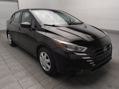 Used 2025 Nissan Versa S w/ Trunk Package FWD image 13
