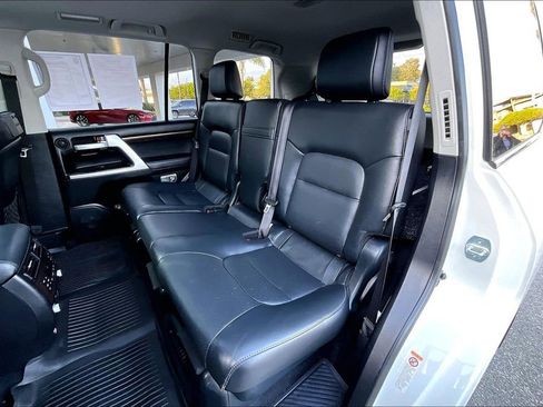 Used 2017 Toyota Land Cruiser AWD/4WD image 22