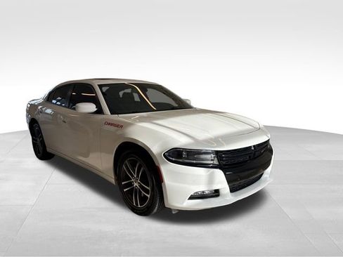 Used 2019 Dodge Charger SXT w/ Driver Confidence Group AWD/4WD image 6