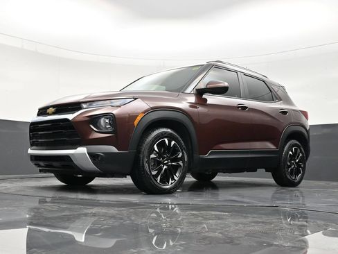 Used 2022 Chevrolet TrailBlazer LT FWD image 20