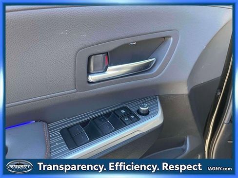 Certified 2024 Toyota Sienna XSE image 18