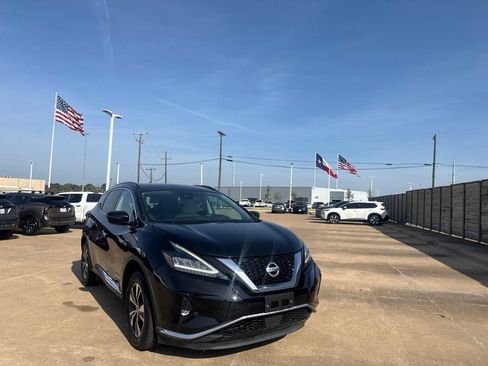 Used 2021 Nissan Murano SV FWD image 2