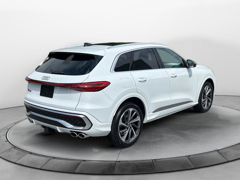 Certified 2026 Audi SQ5 Premium Plus AWD/4WD image 7