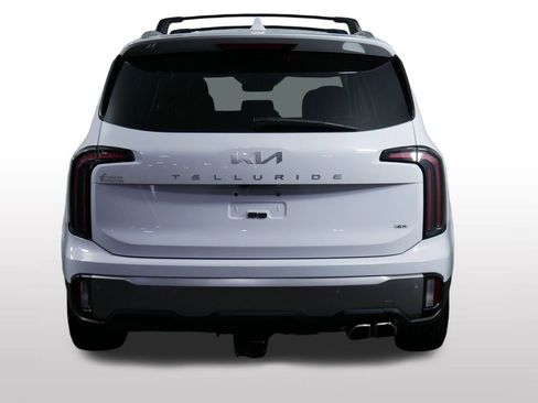 Certified 2025 Kia Telluride SX image 9
