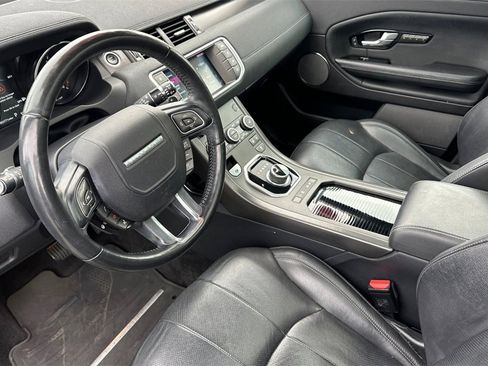Used 2019 Land Rover Range Rover Evoque SE image 7