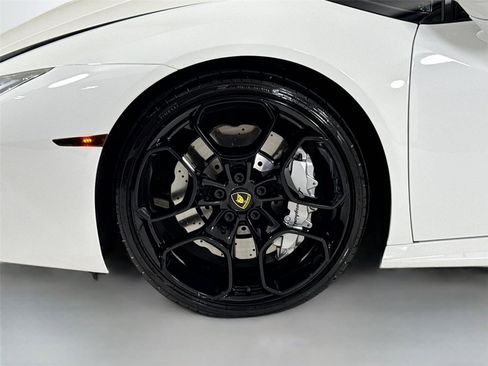 Used 2018 Lamborghini Huracan LP 580-2 image 40
