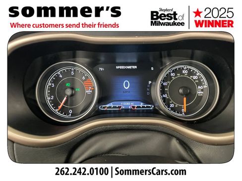 Used 2016 Jeep Cherokee Limited AWD/4WD image 13