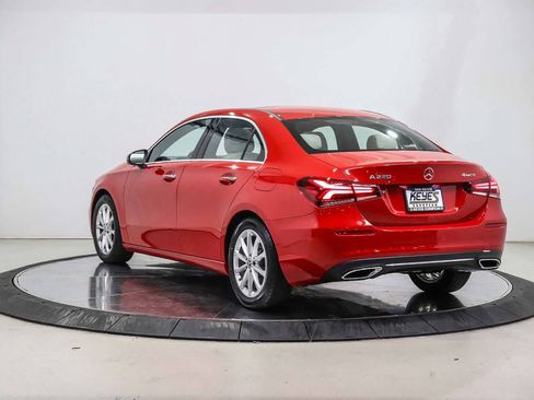 Used 2019 Mercedes-Benz A 220 4MATIC image 2