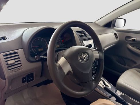 Used 2010 Toyota Corolla LE FWD image 10