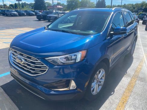 Used 2020 Ford Edge SEL w/ Convenience Package AWD/4WD image 3