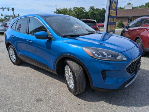 Used 2020 Ford Escape SE FWD image 7