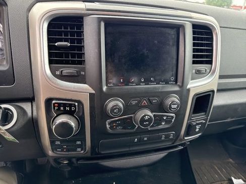 Used 2019 RAM 1500 Big Horn AWD/4WD image 26